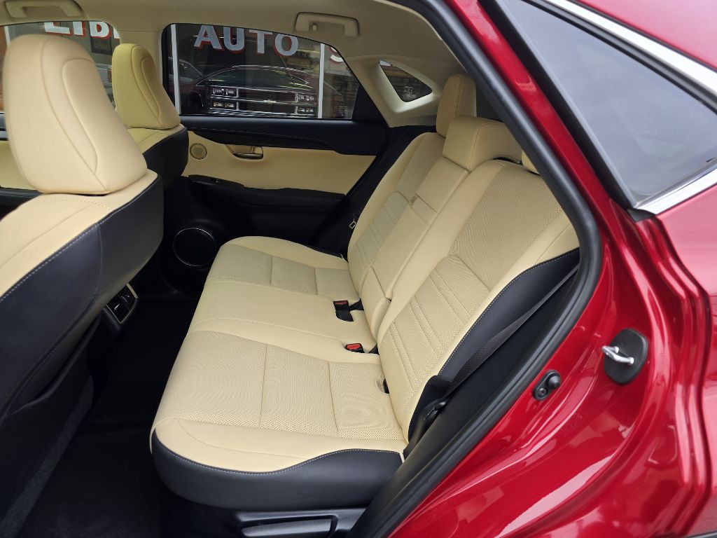 2021 Lexus NX 300 Image 22