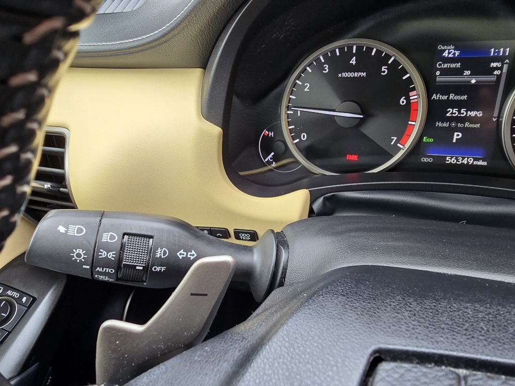 2021 Lexus NX 300 Image 33