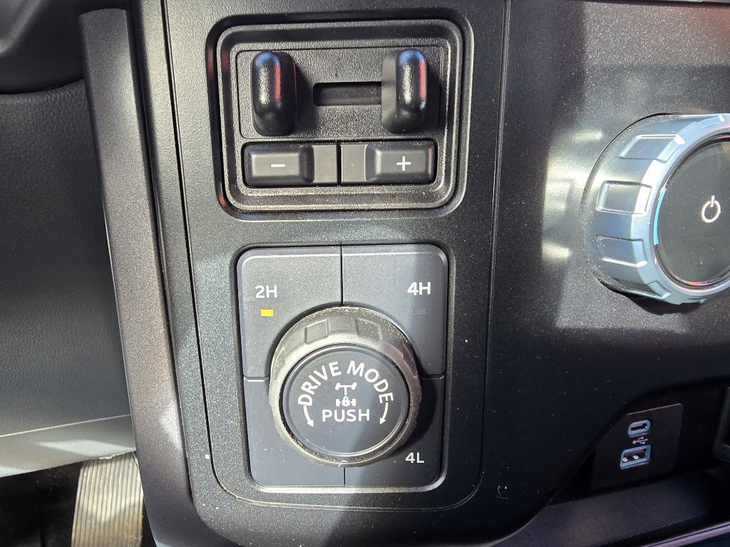 2023 Ford F-150 Image 32