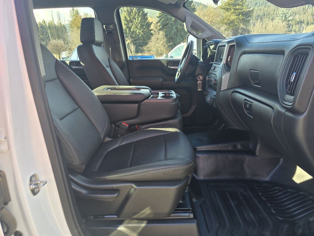 2023 Chevrolet Silverado 1500 Image 7