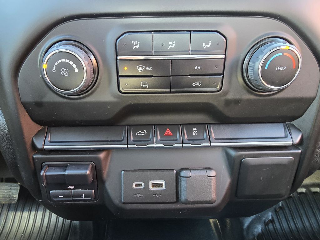 2023 Chevrolet Silverado 1500 Image 13