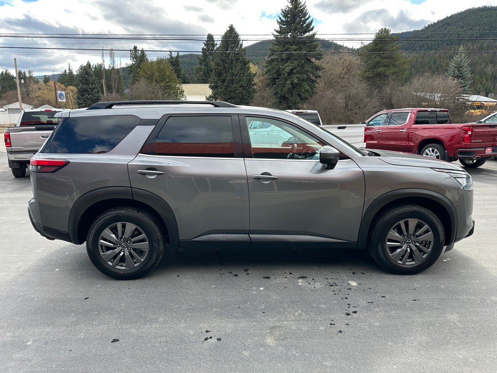 2025 Nissan Pathfinder Image 4