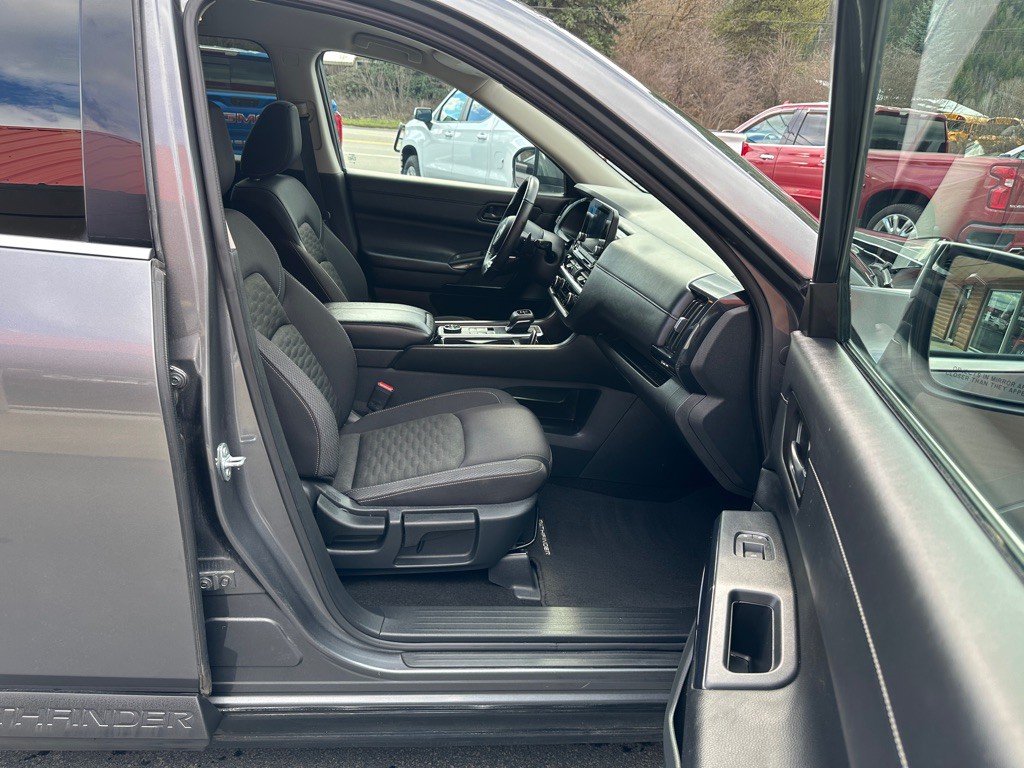 2025 Nissan Pathfinder Image 5