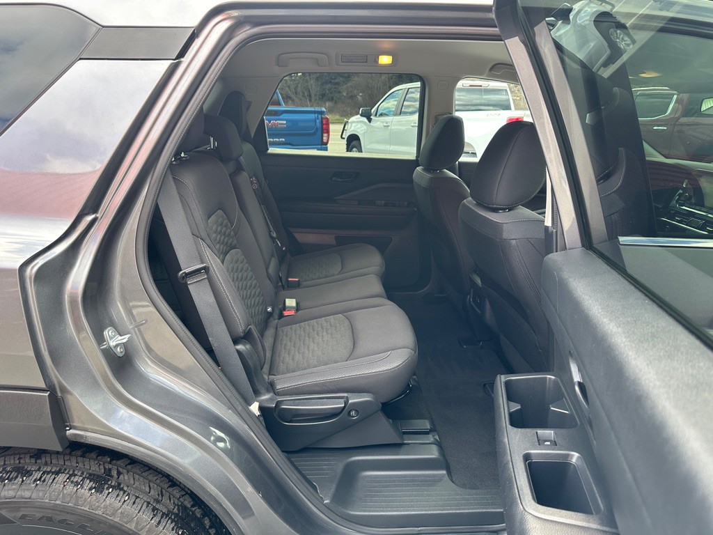 2025 Nissan Pathfinder Image 33