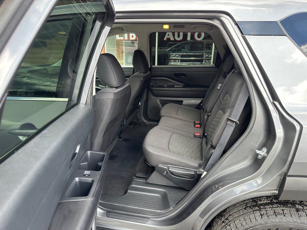 2025 Nissan Pathfinder Image 39
