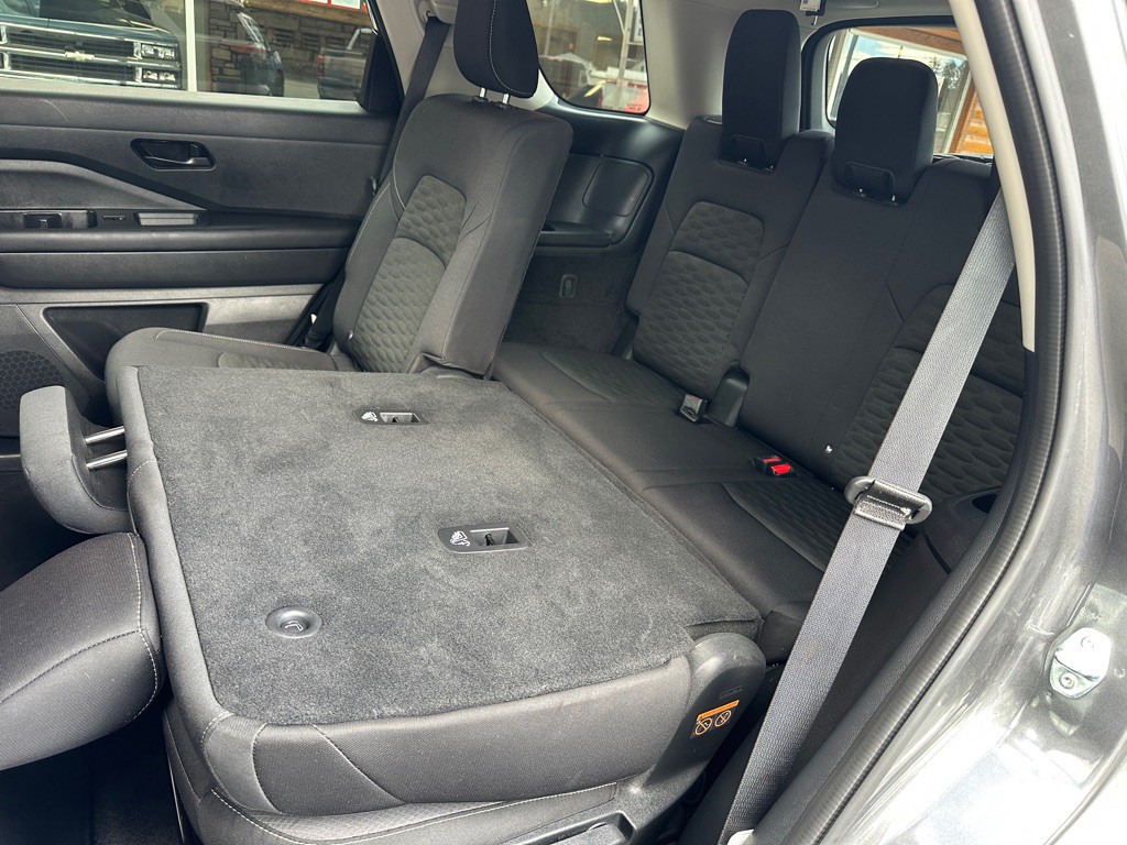 2025 Nissan Pathfinder Image 40