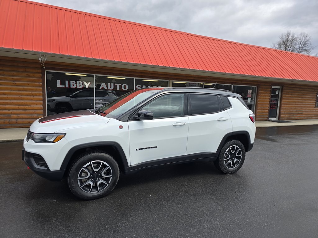 2024 Jeep Compass Image 1