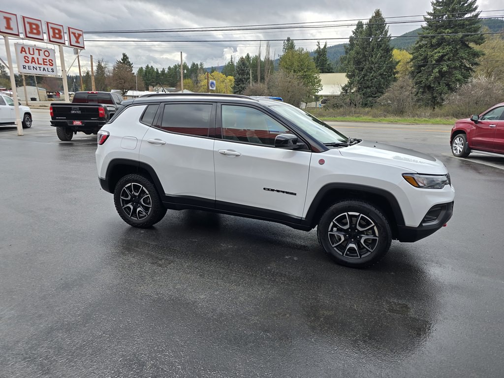 2024 Jeep Compass Image 3