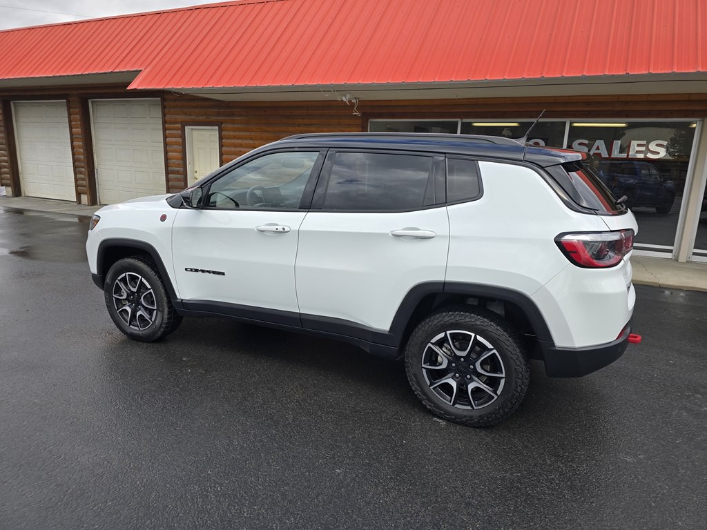 2024 Jeep Compass Image 6