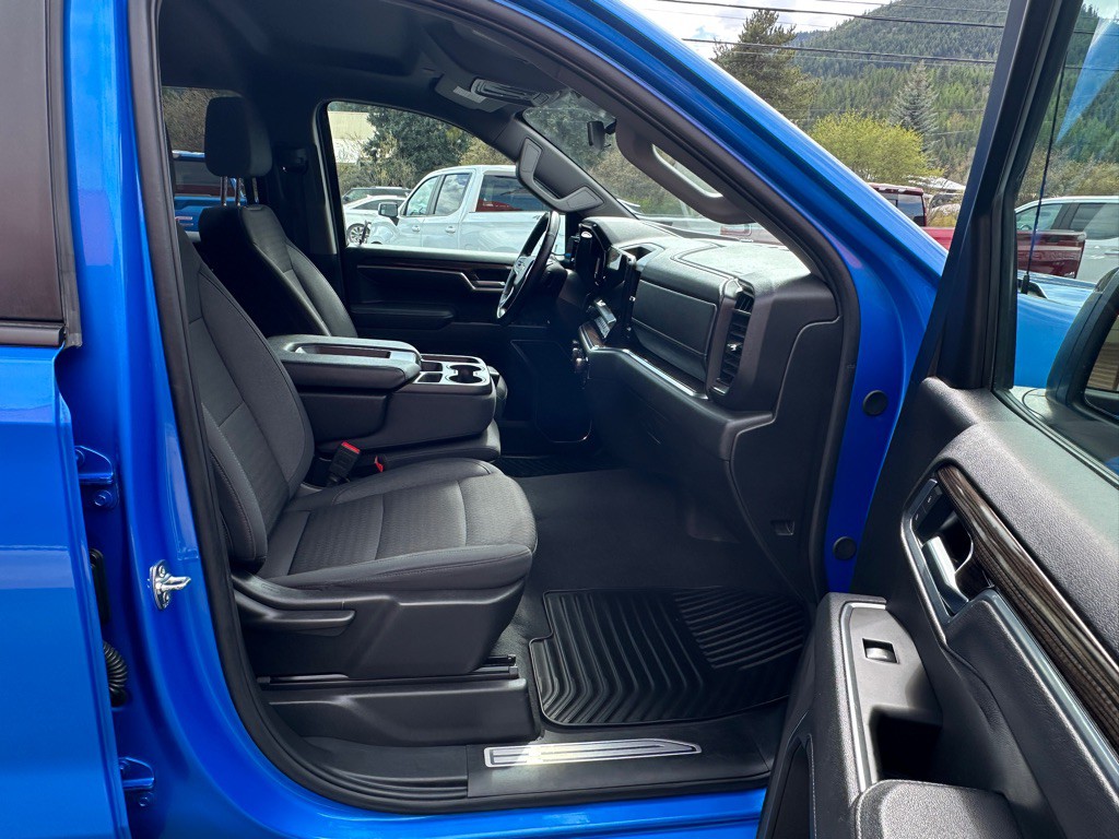 2025 Chevrolet Silverado 1500 Image 5