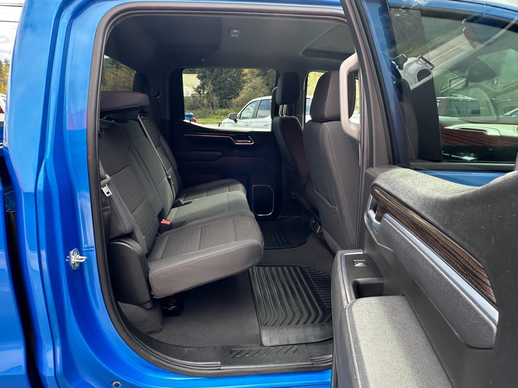 2025 Chevrolet Silverado 1500 Image 6