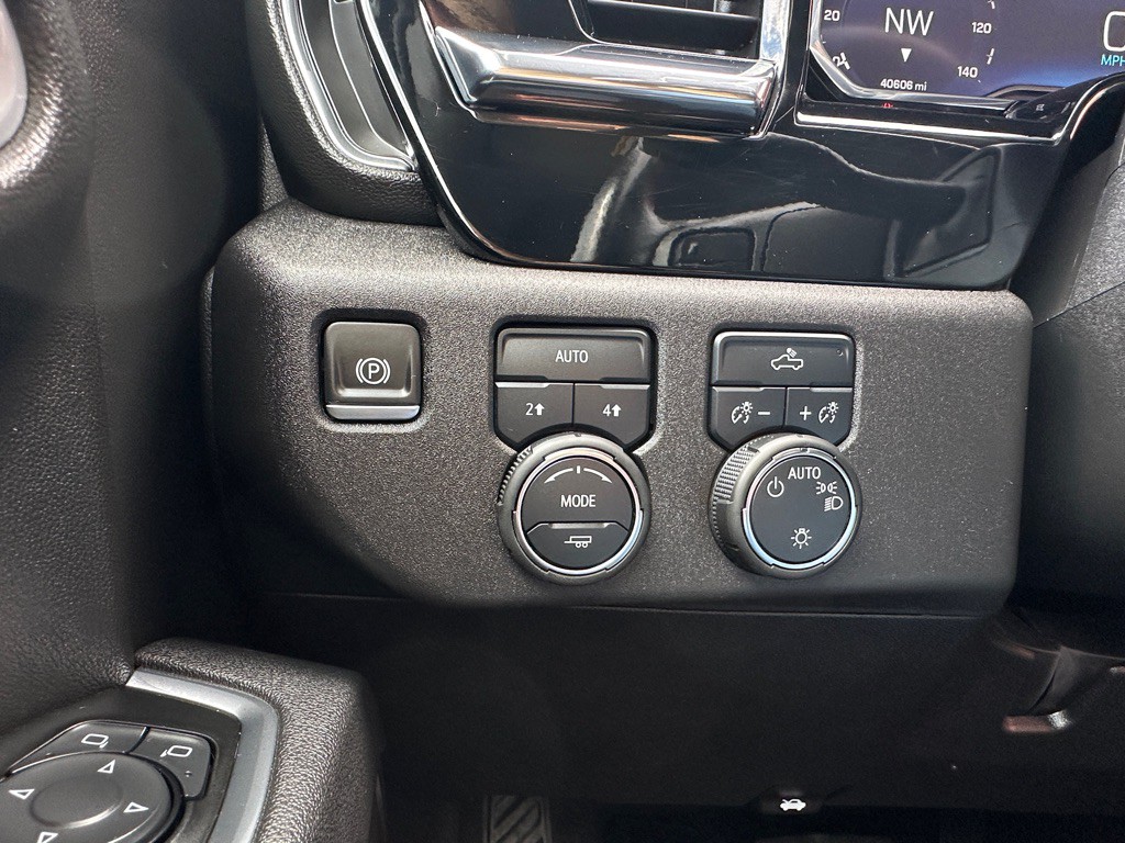 2025 Chevrolet Silverado 1500 Image 18