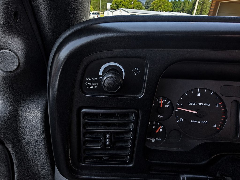 1995 Dodge Ram 2500 Image 8