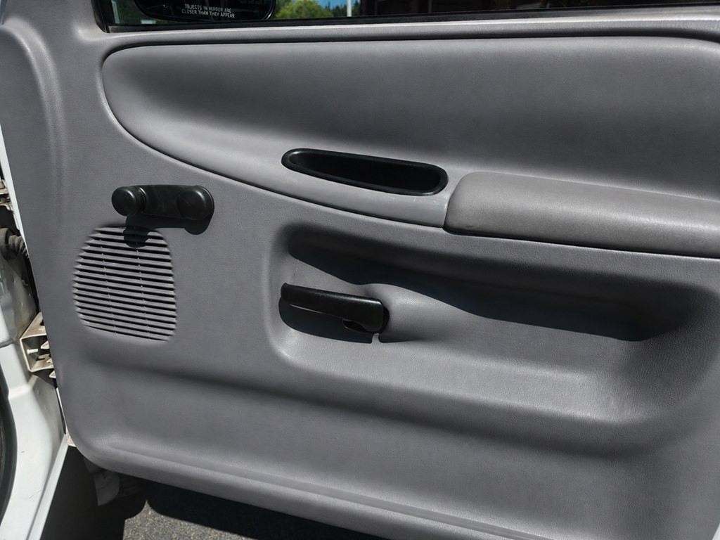 1995 Dodge Ram 2500 Image 15