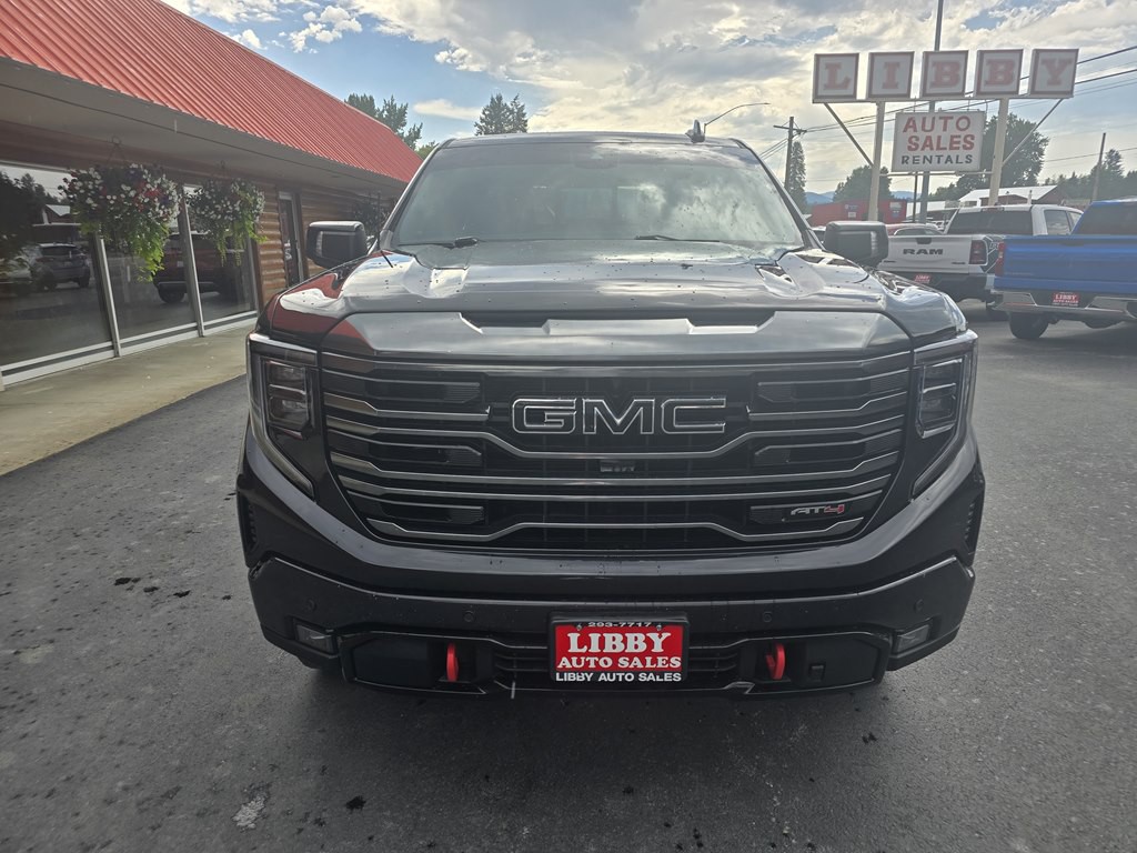 2023 GMC Sierra Image 2