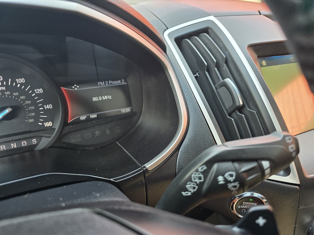 2016 Ford Edge Image 20