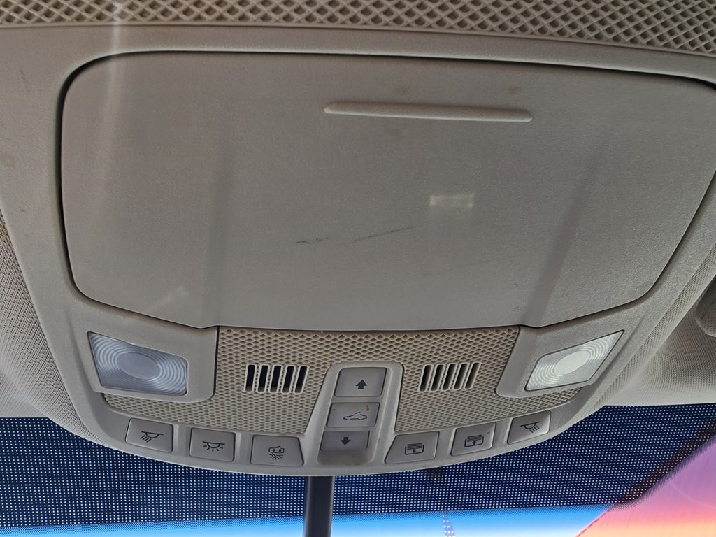2016 Ford Edge Image 22