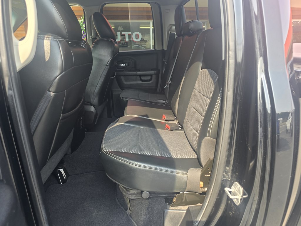 2013 RAM 1500 Image 10