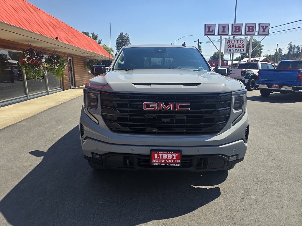 2024 GMC Sierra Image 2