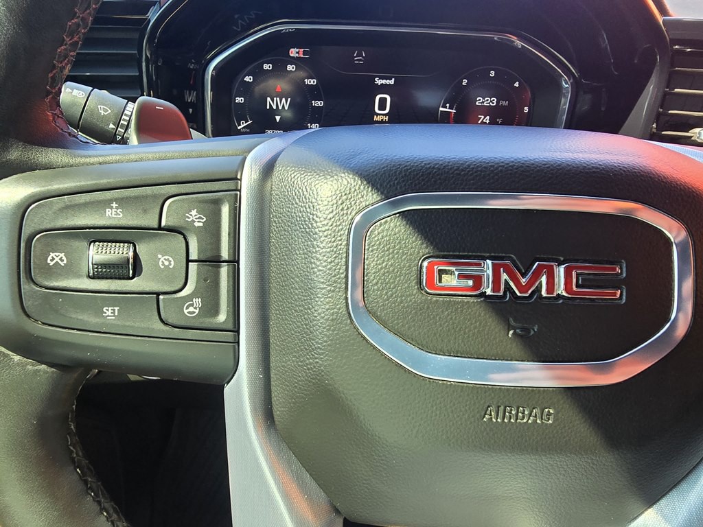 2024 GMC Sierra Image 16
