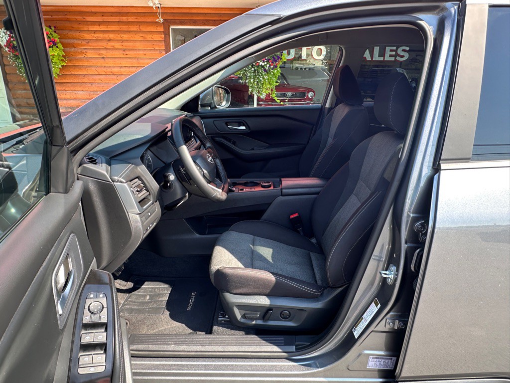2026 Nissan Rogue Image 12