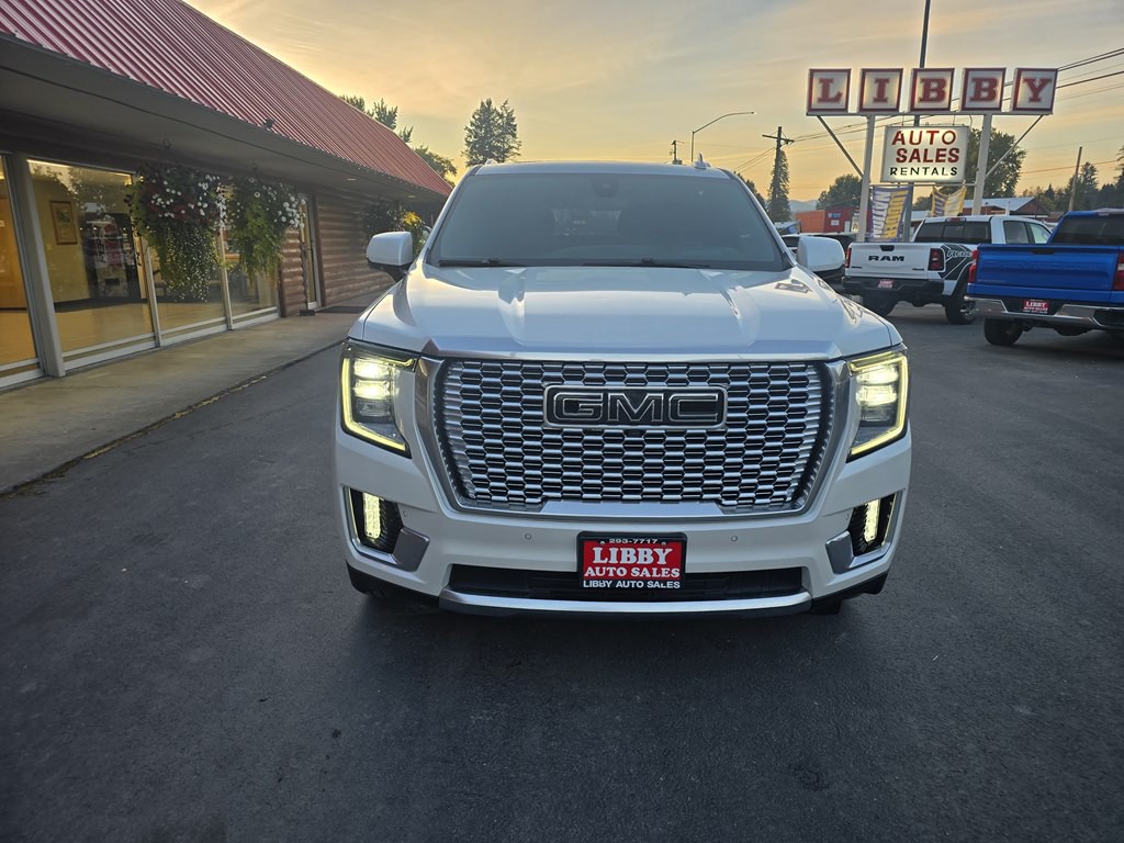 2022 GMC Yukon Image 2
