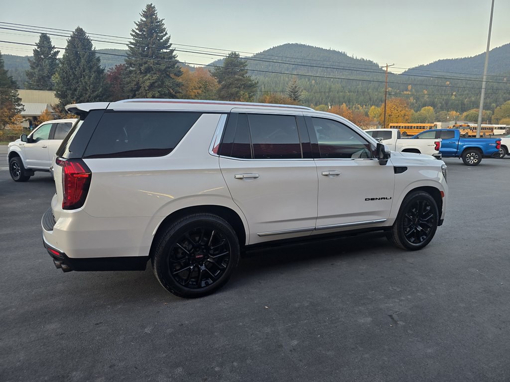 2022 GMC Yukon Image 4