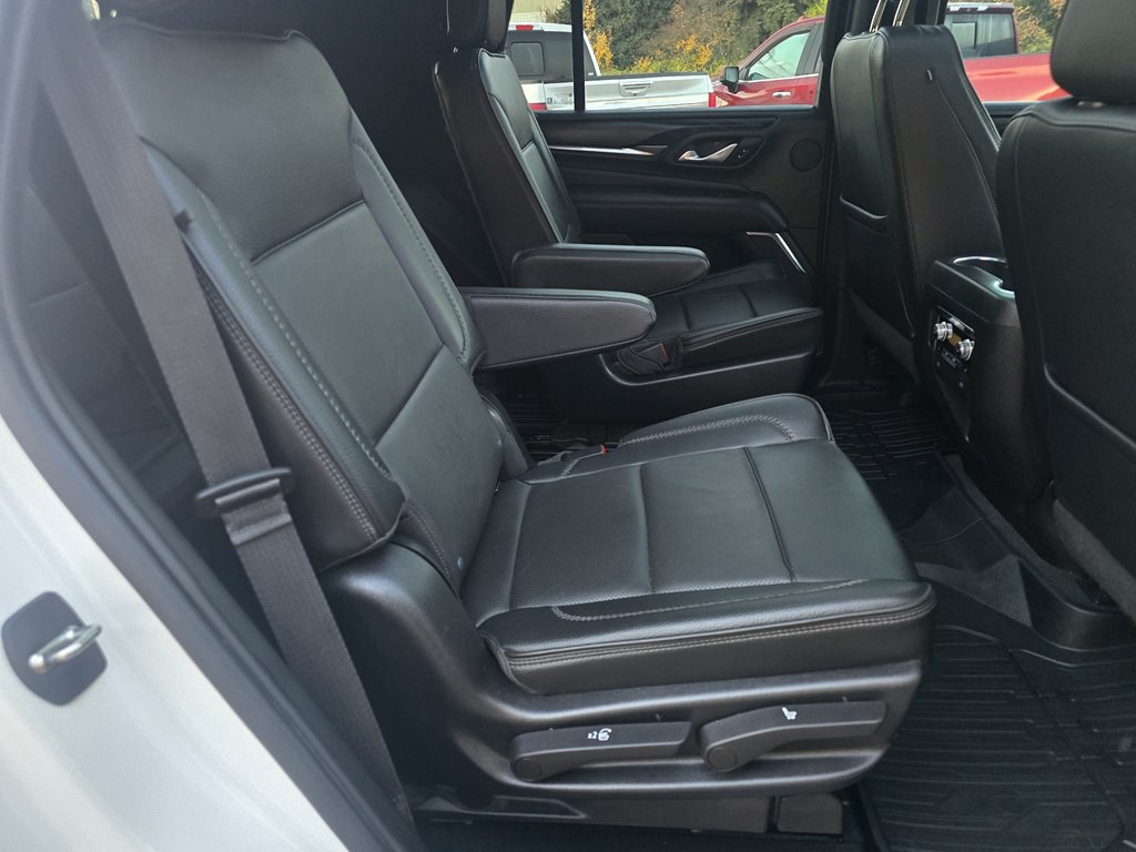 2022 GMC Yukon Image 8