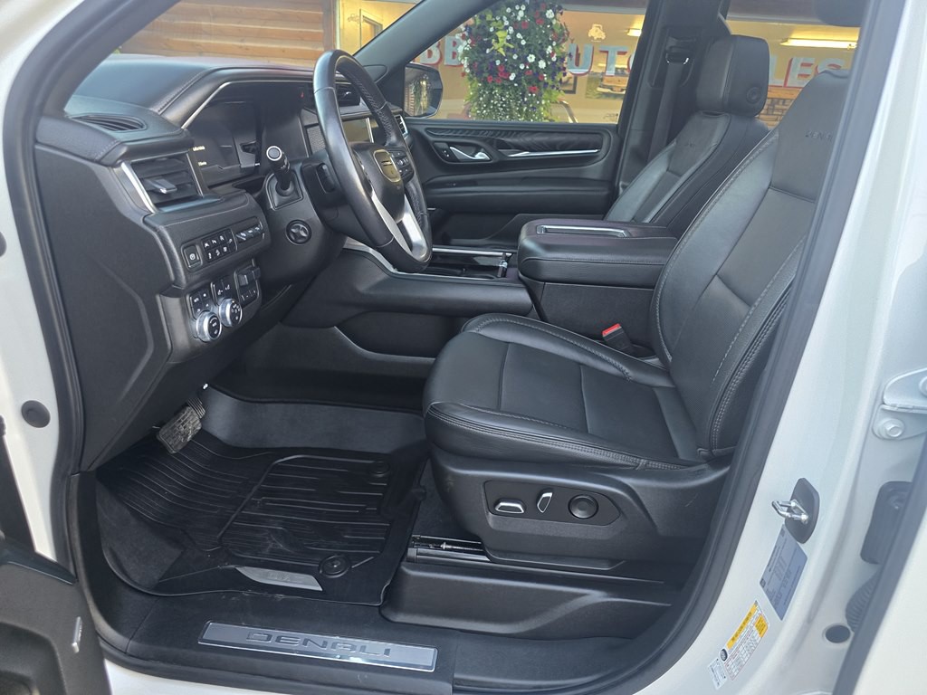 2022 GMC Yukon Image 16