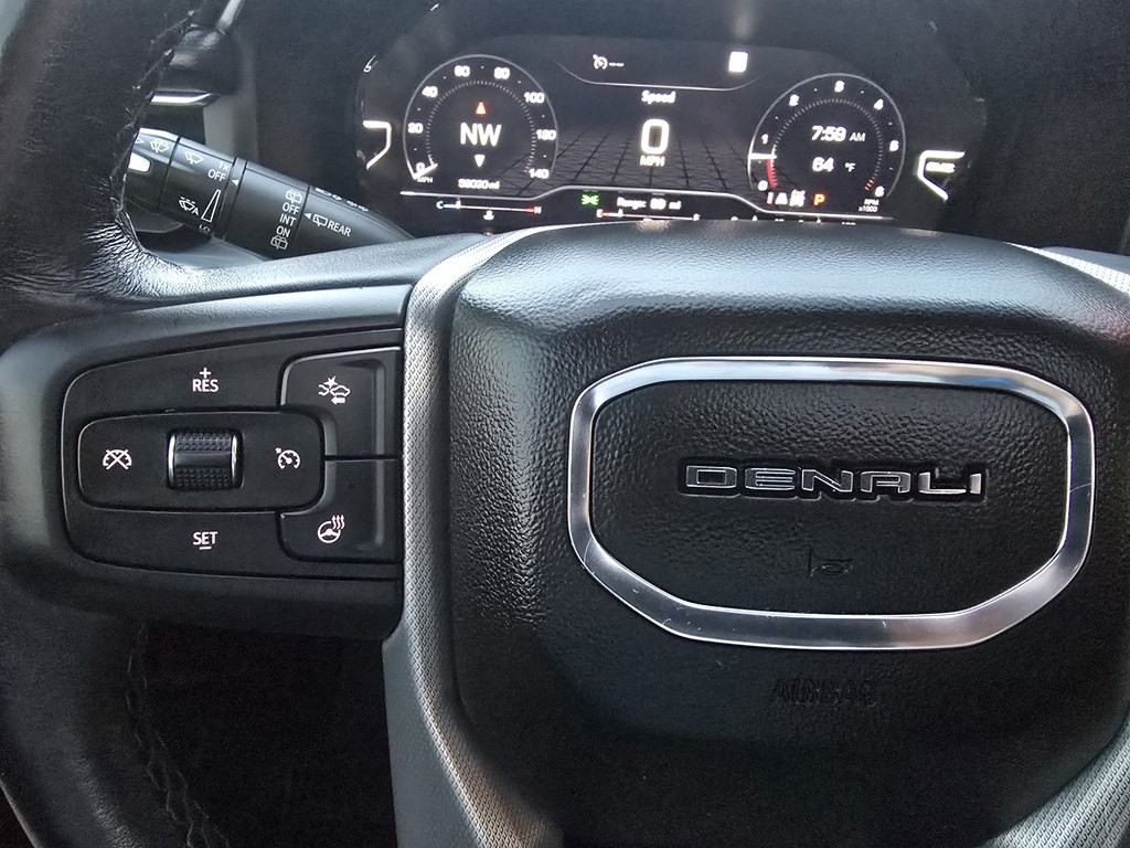 2022 GMC Yukon Image 21