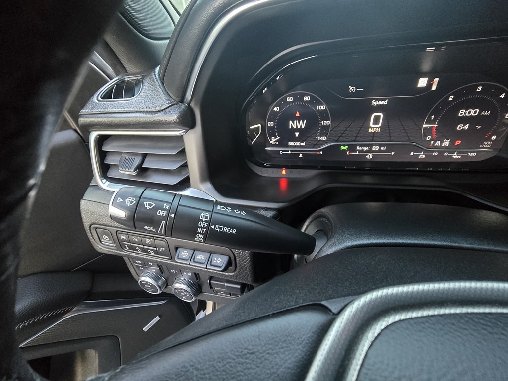 2022 GMC Yukon Image 25