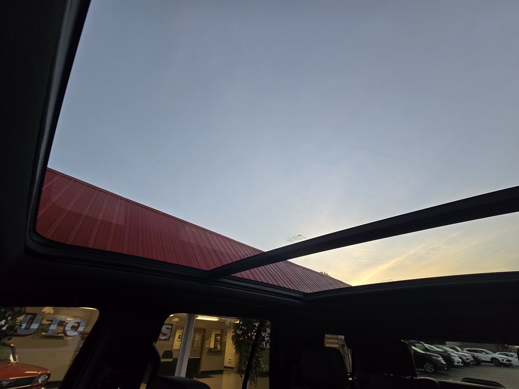 2022 GMC Yukon Image 26