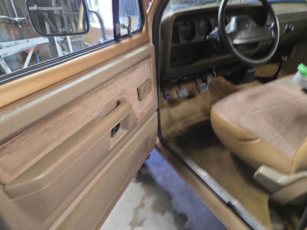 1991 Dodge W-Series Image 7