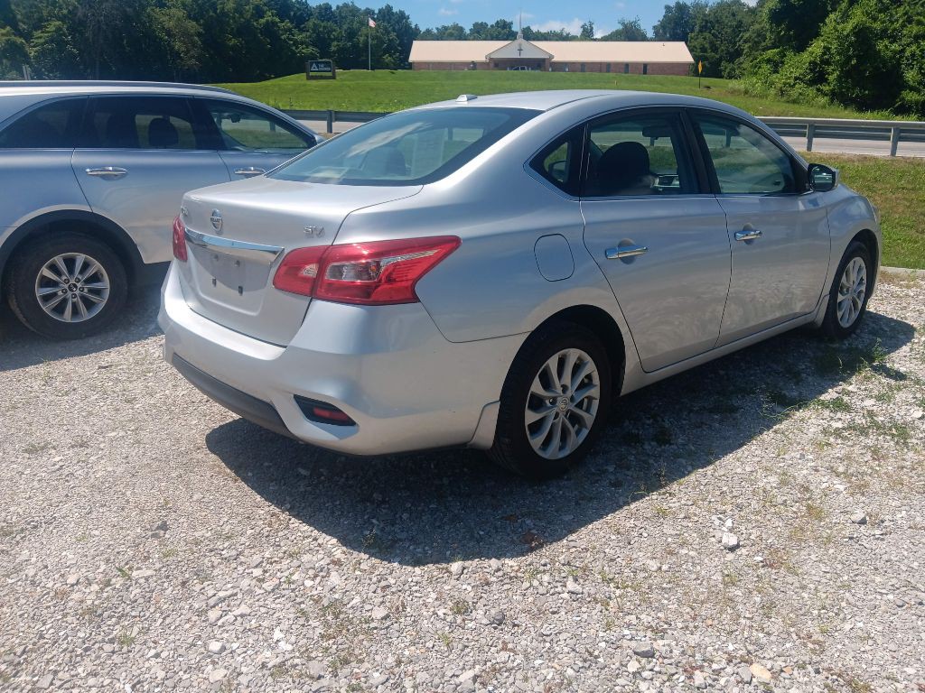 2019 Nissan Sentra Image 2