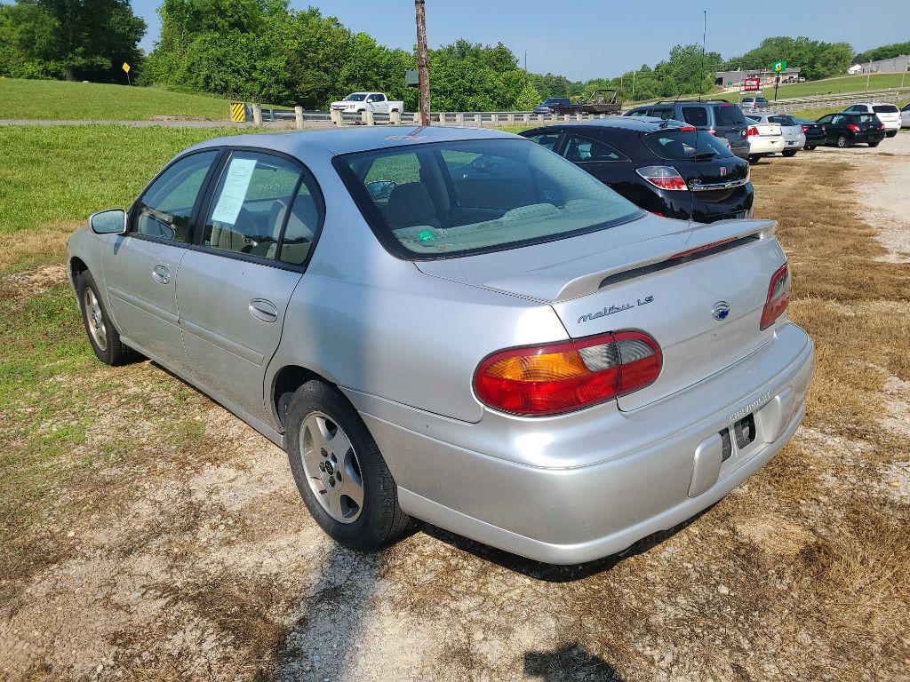 2003 Chevrolet Malibu Image 4