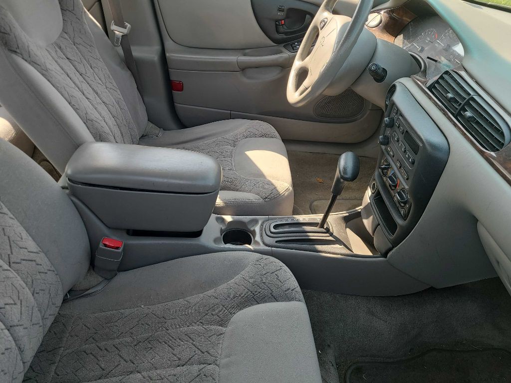 2003 Chevrolet Malibu Image 7