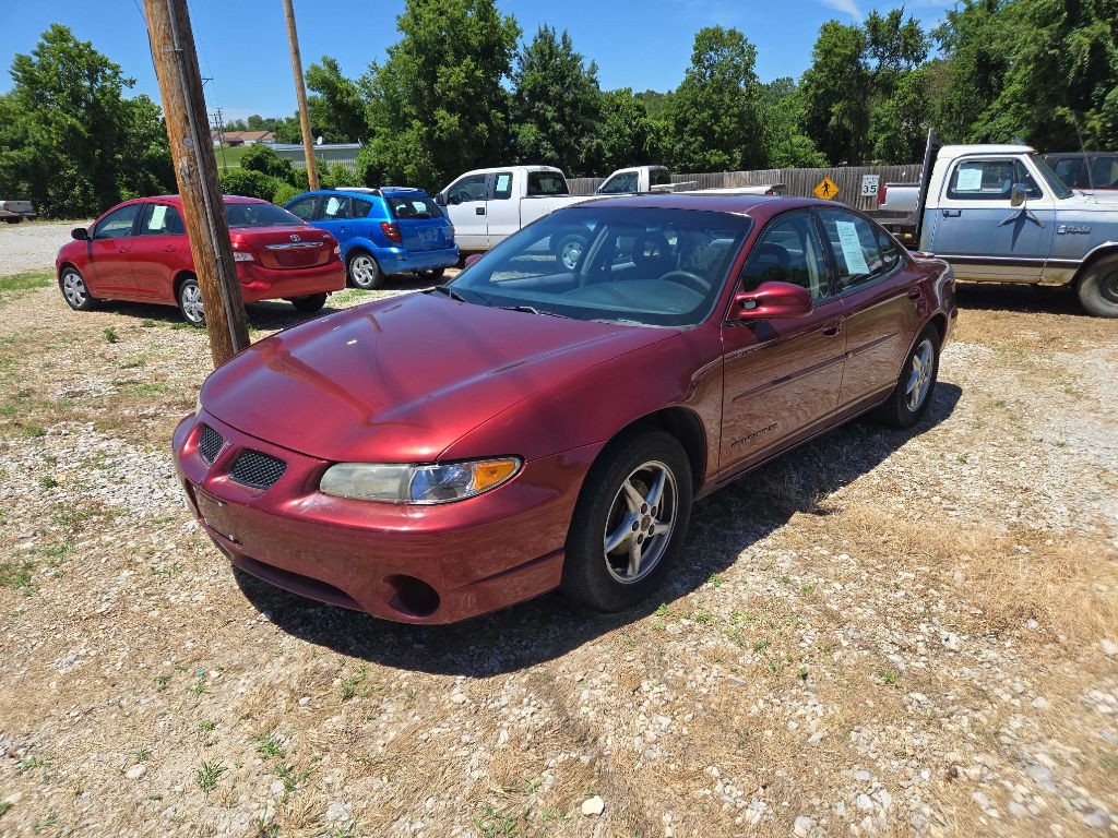 2003 Pontiac Grand Prix Image 3