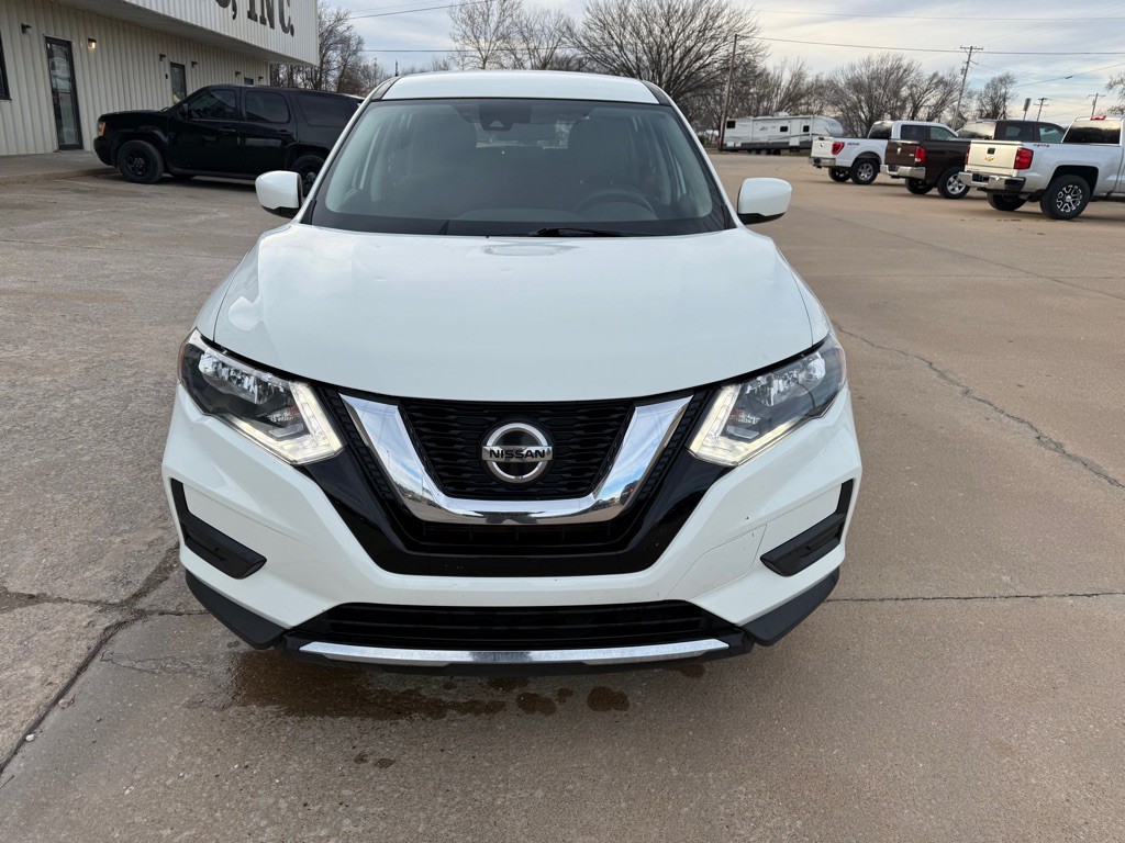 2020 Nissan Rogue Image 8