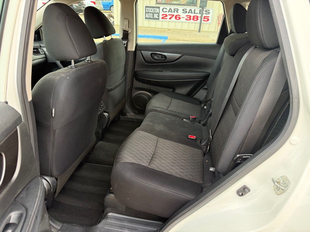 2020 Nissan Rogue Image 10