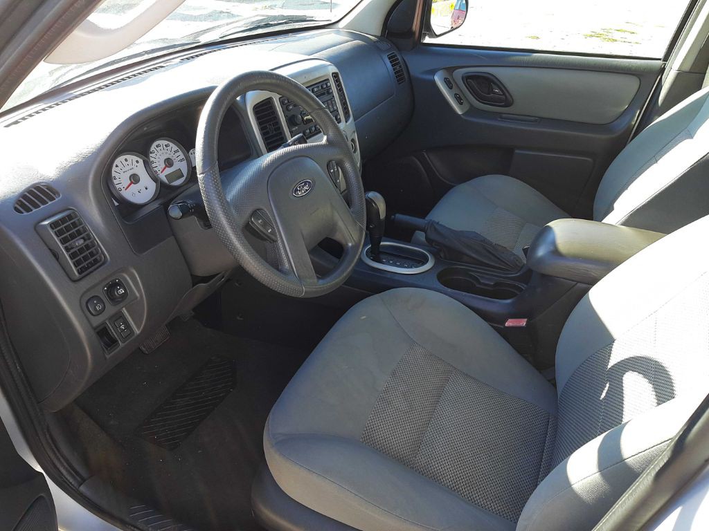 2007 Ford Escape Image 4