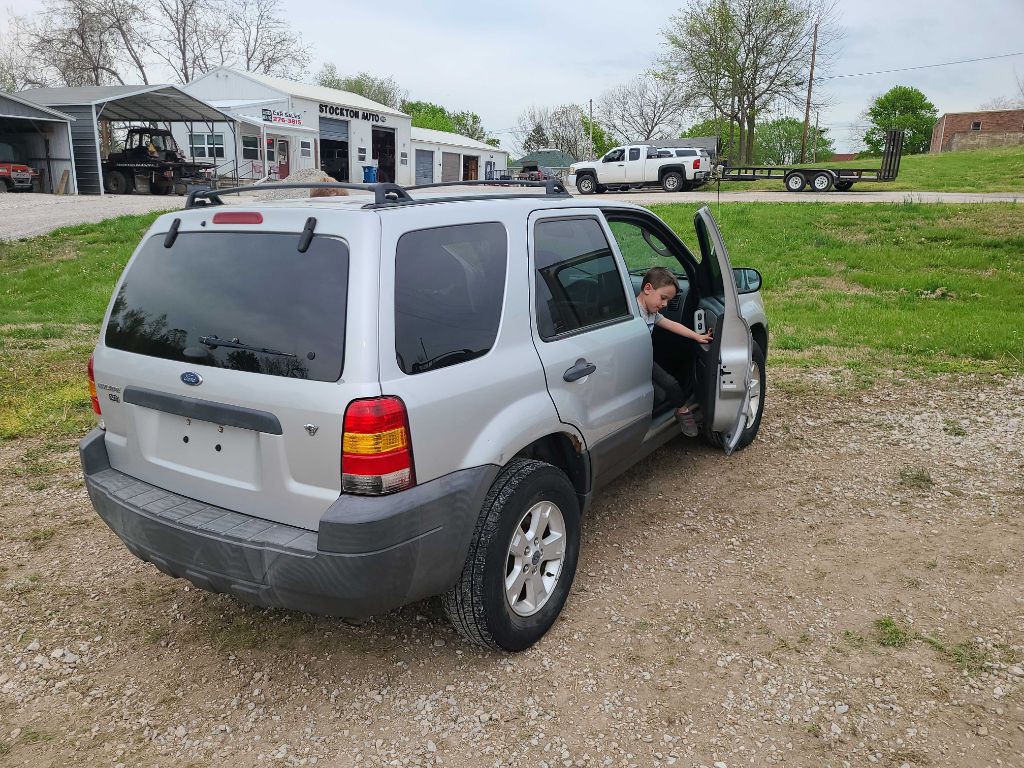 2007 Ford Escape Image 9