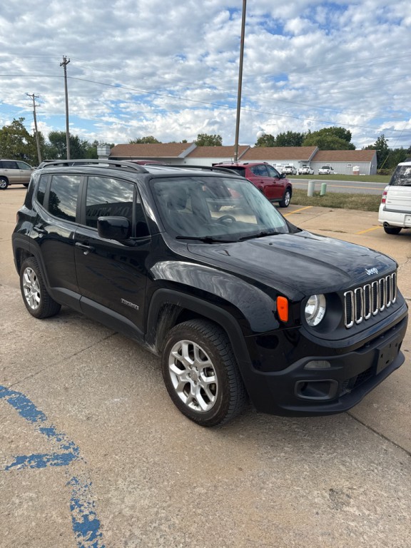 2017 Jeep Renegade Image 3