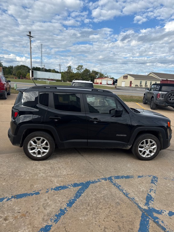 2017 Jeep Renegade Image 5