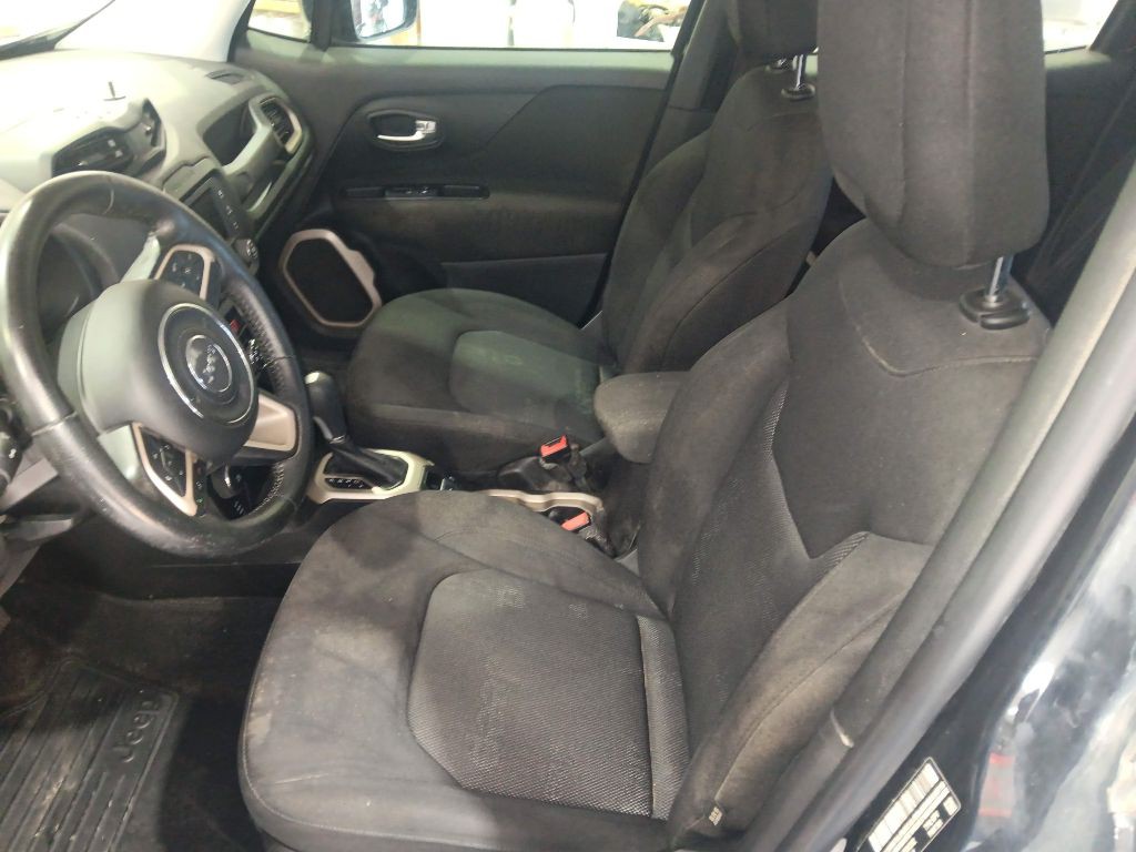 2017 Jeep Renegade Image 8