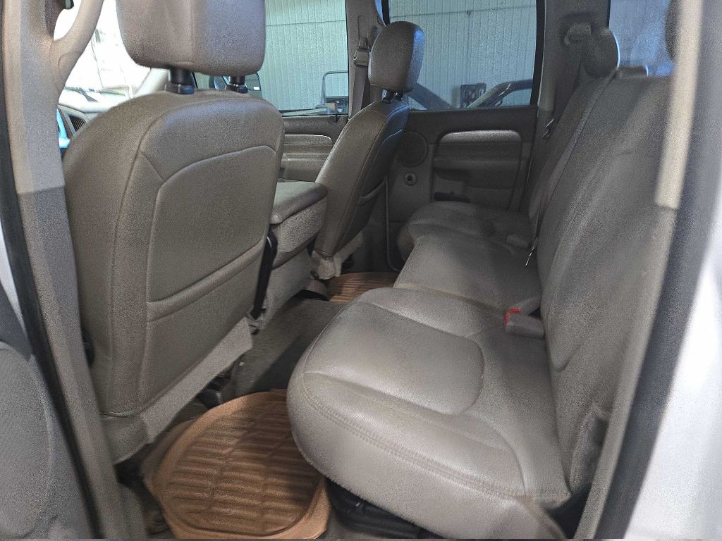 2004 Dodge Ram 2500 Image 8