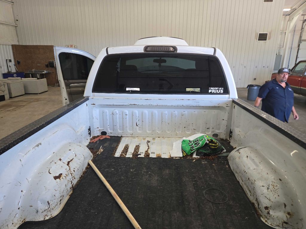 2004 Dodge Ram 2500 Image 9
