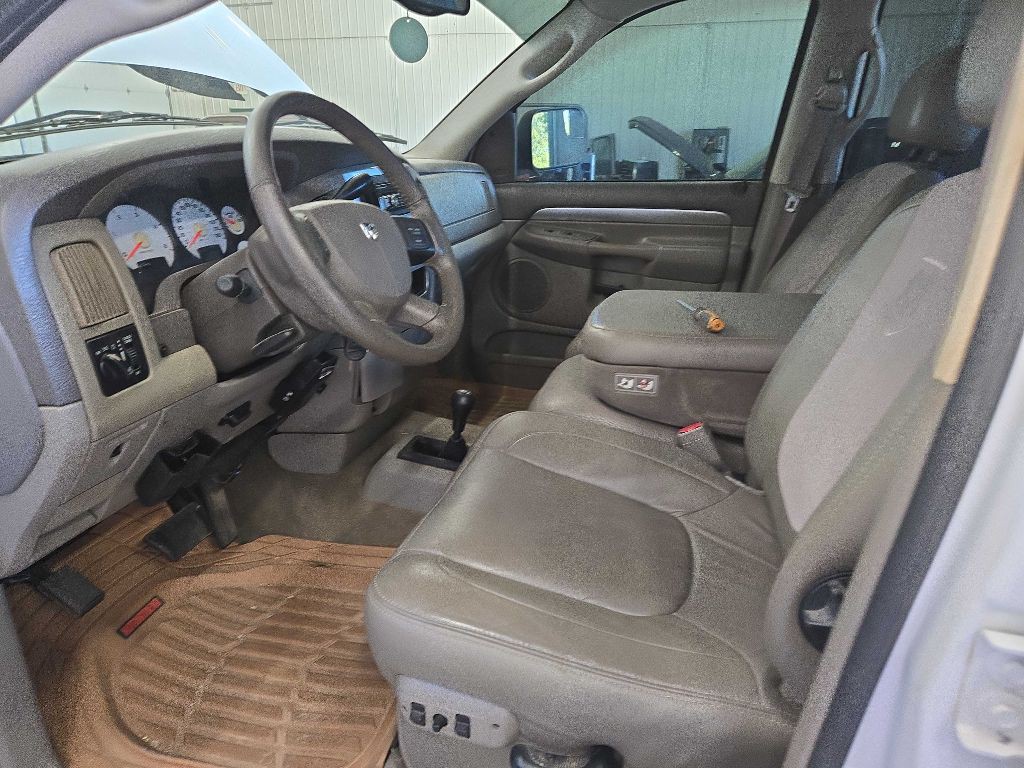 2004 Dodge Ram 2500 Image 17