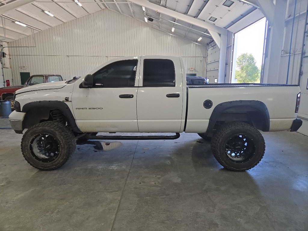 2004 Dodge Ram 2500 Image 3