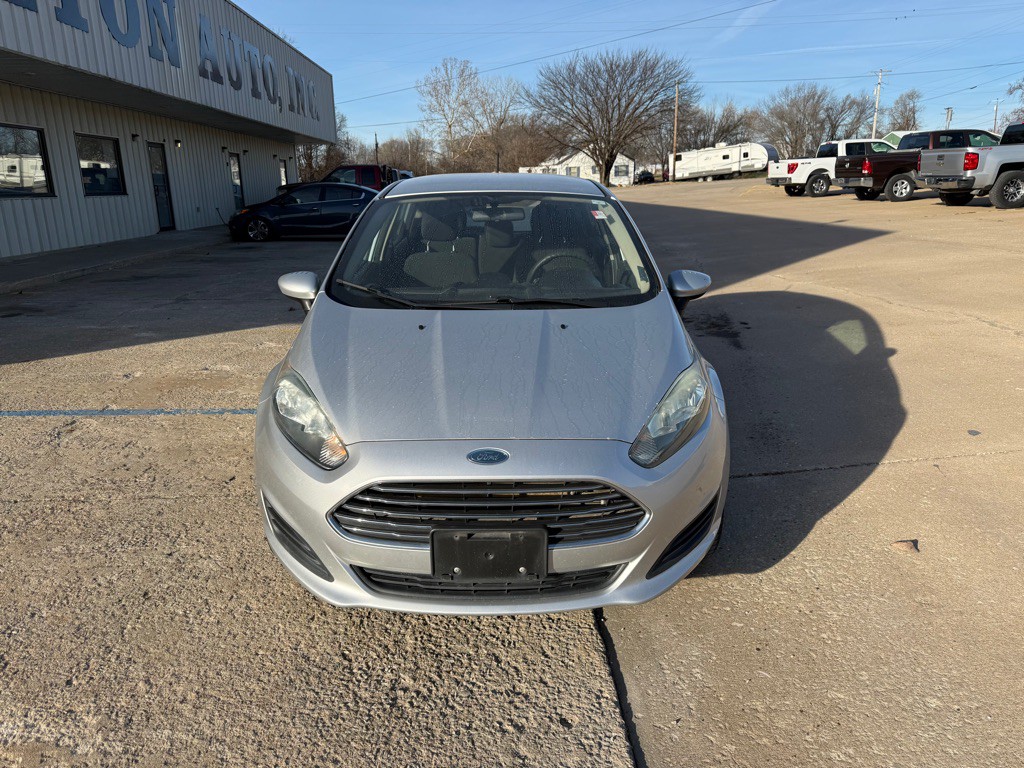 2017 Ford Fiesta Image 8