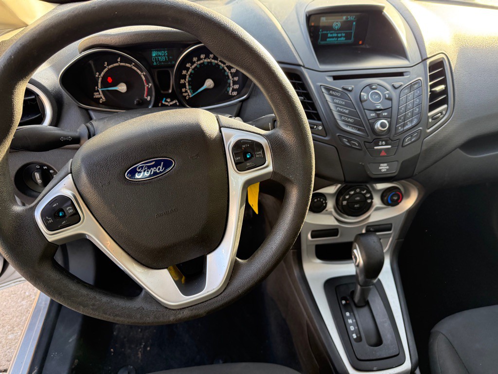 2017 Ford Fiesta Image 13